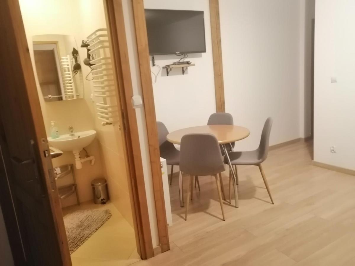 Pokoje Goscinne Przy Lesie Pobiedna Kültér fotó