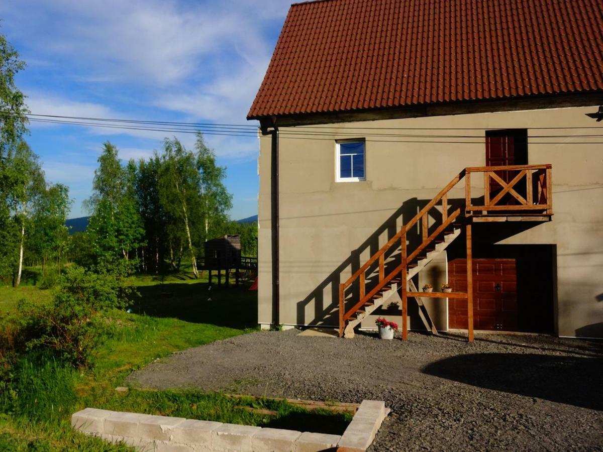 Pokoje Goscinne Przy Lesie Pobiedna Kültér fotó